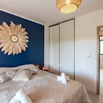 Superb Flat With A Lovely View Of The Mountains פורטו-וישיו