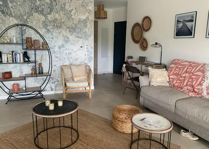 Apartment Superb Flat With A Lovely View Of The Mountains